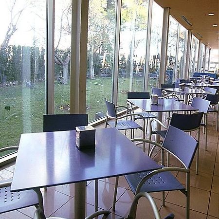 Hotel Los Rosales Almansa Exterior photo