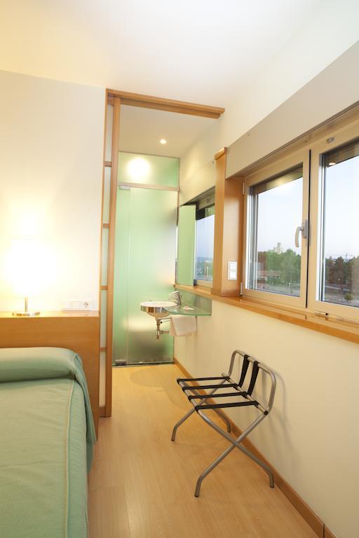 Hotel Los Rosales Almansa Room photo