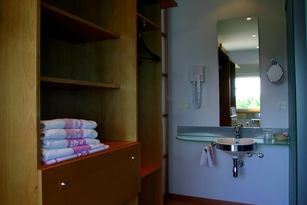 Hotel Los Rosales Almansa Room photo